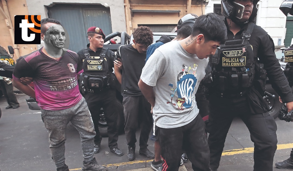 Jean Tadeo Ruiz (30), ‘Papi’; Tommy Hernández Reyes (21), ‘Montana’, y dos menores de 15 años de edad, uno de ellos venezolano, fueron detenidos.
