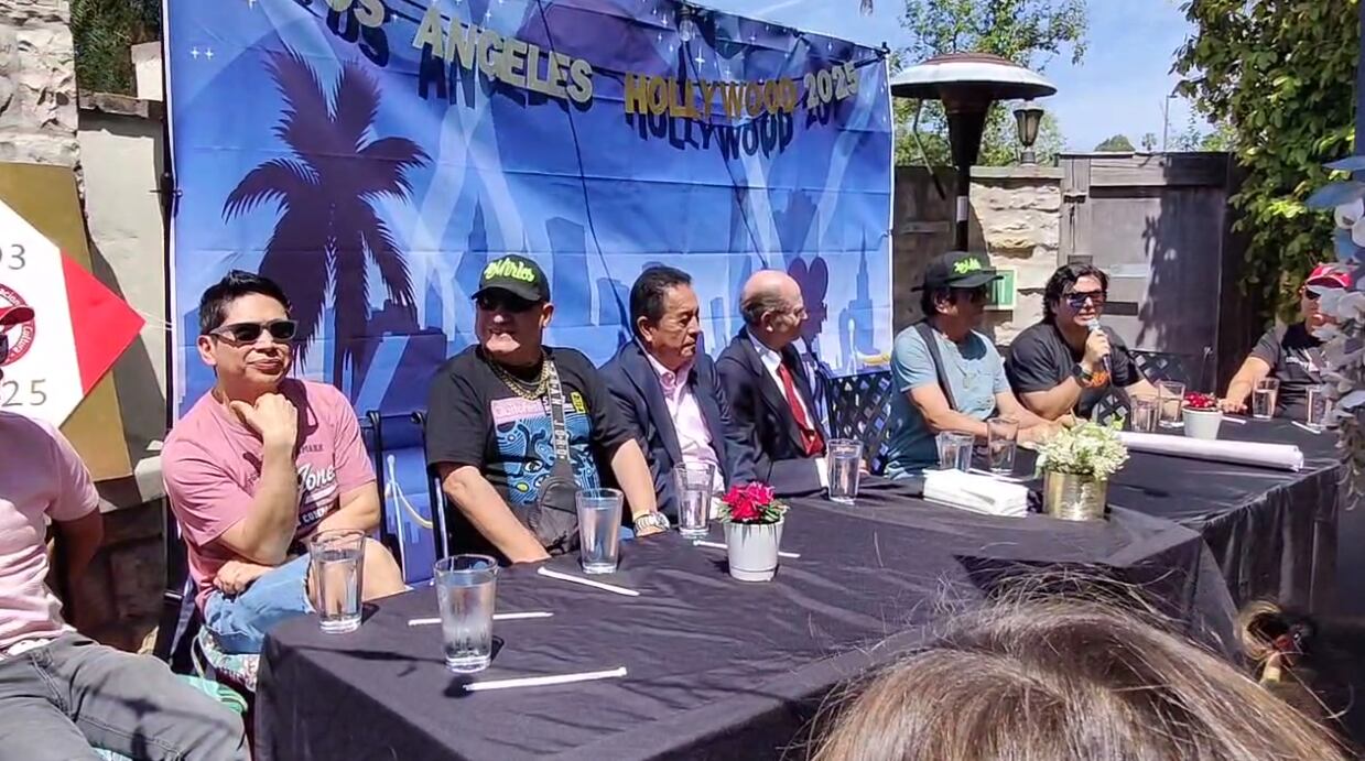 Los Mirlos en conferencia de prensa tras el Coachella 2025.
