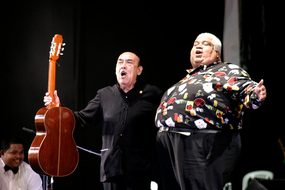 Arturo ‘Zambo’ Cavero y Oscar Avilés dos de los más grandes exponentes de la música criolla. 2007 (Foto: GEC Archivo)