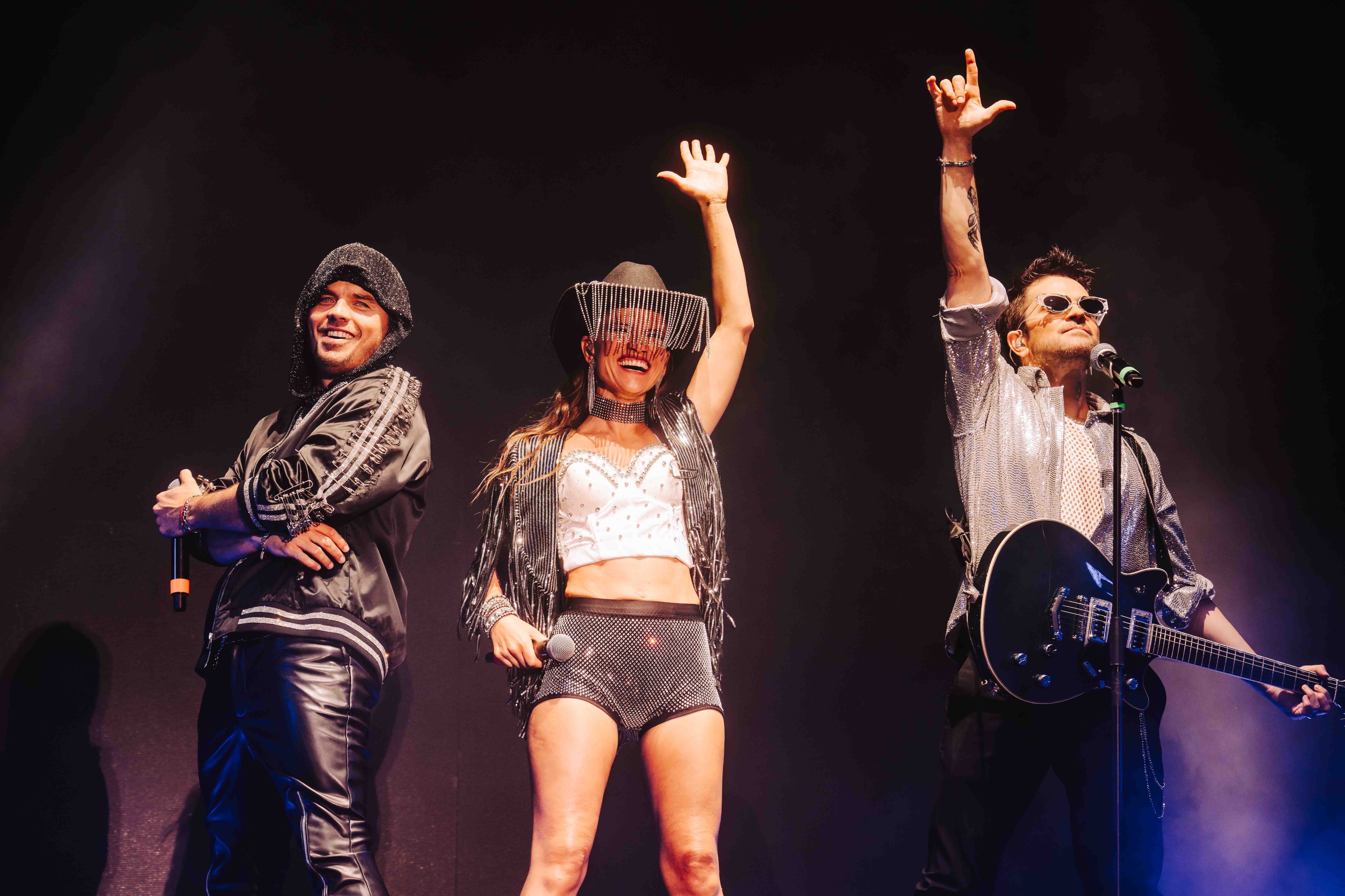 Camila Bordonaba, Benjamín Rojas y Felipe Colombo en Lima. / Foto: Masterlive.