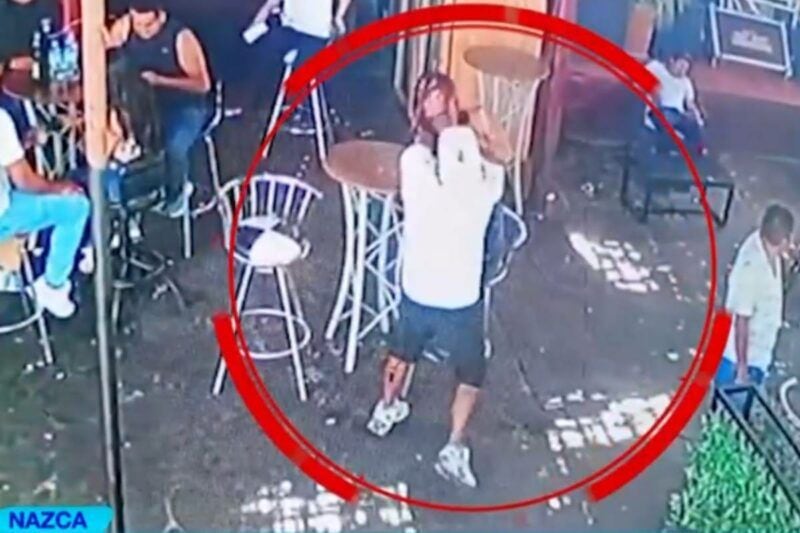 Las cámaras de seguridad captaron el salvaje ataque. Foto: ATV