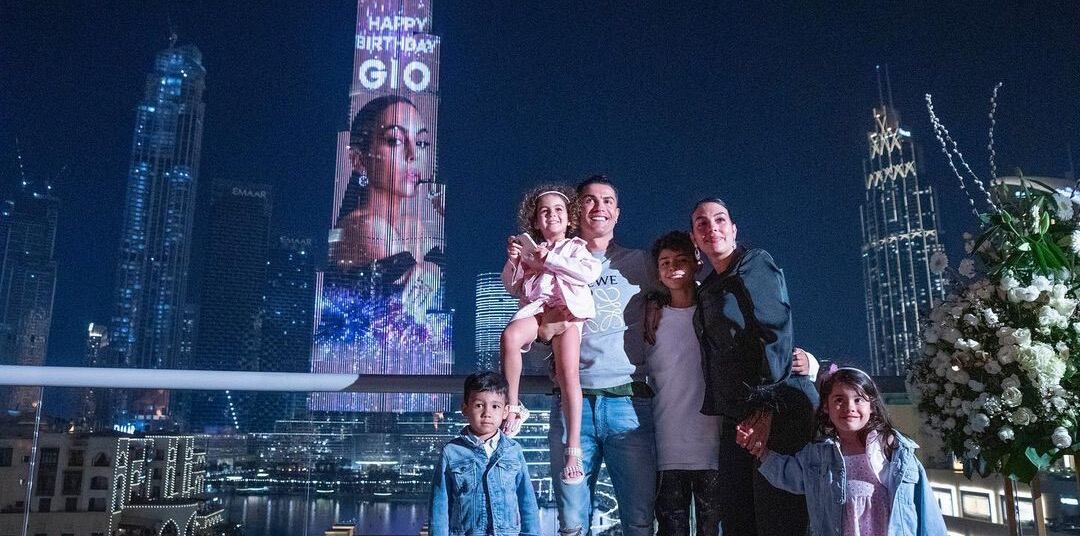 Georgina Rodríguez cumplió 28 años y lo celebró junto a su familia en Dubaí (Foto: Georgina Rodríguez / Instagram)