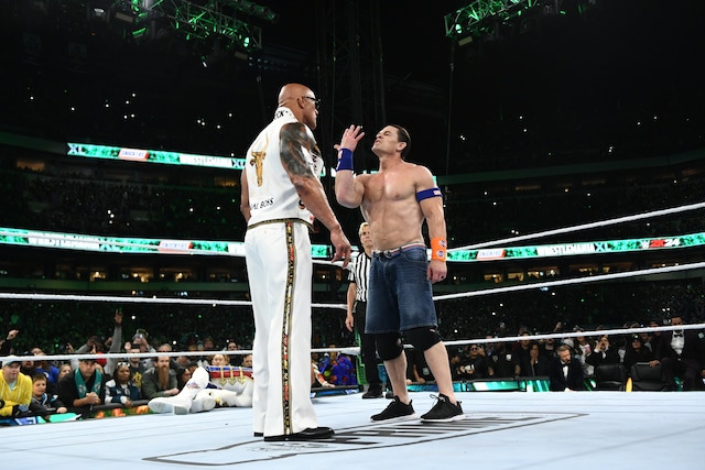 En una noche de grandes emociones, concluyó el reinado de Roman Reigns en WWE. Cody Rhodes es el campeón y la lucha tuvo la intervención de The Rock, The Undertaker y John Cena. (WWE Corp)