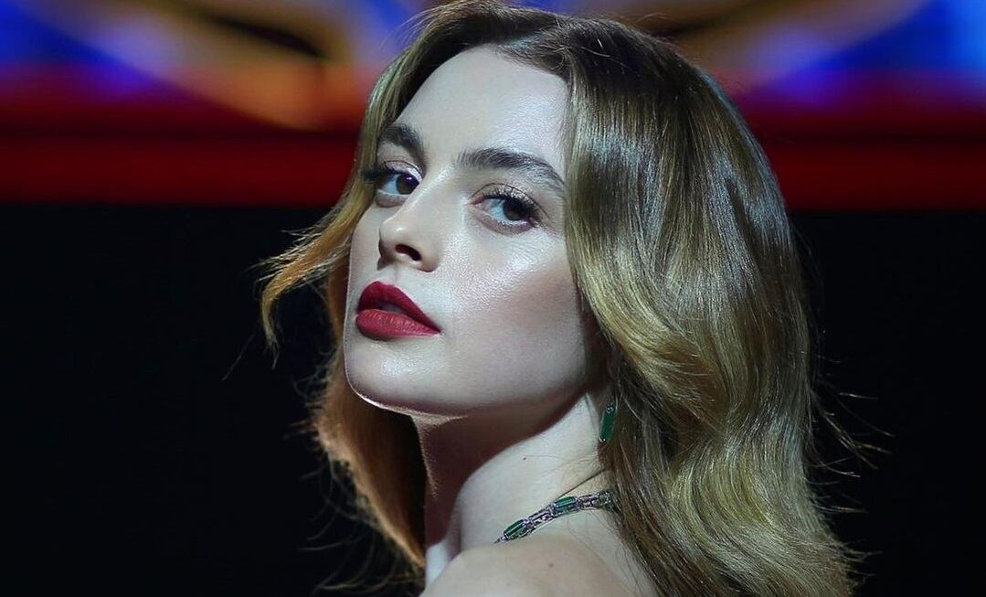 Melis Sezen cuenta con una extensa carrera en el mundo de la televisión y el cine turco (Foto: Melis Sezen/ Instagram)