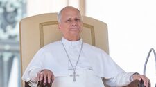 Papa León XIV ya llegó a clínica de Roma para ser operado de un nódulo en el pulmón: ¿Cómo se encuentra?