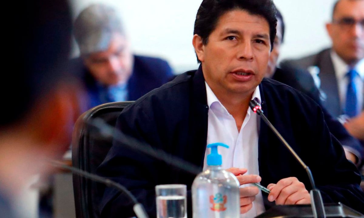 El expresidente fue trasladado la semana pasada a un hospital por una descomposición,