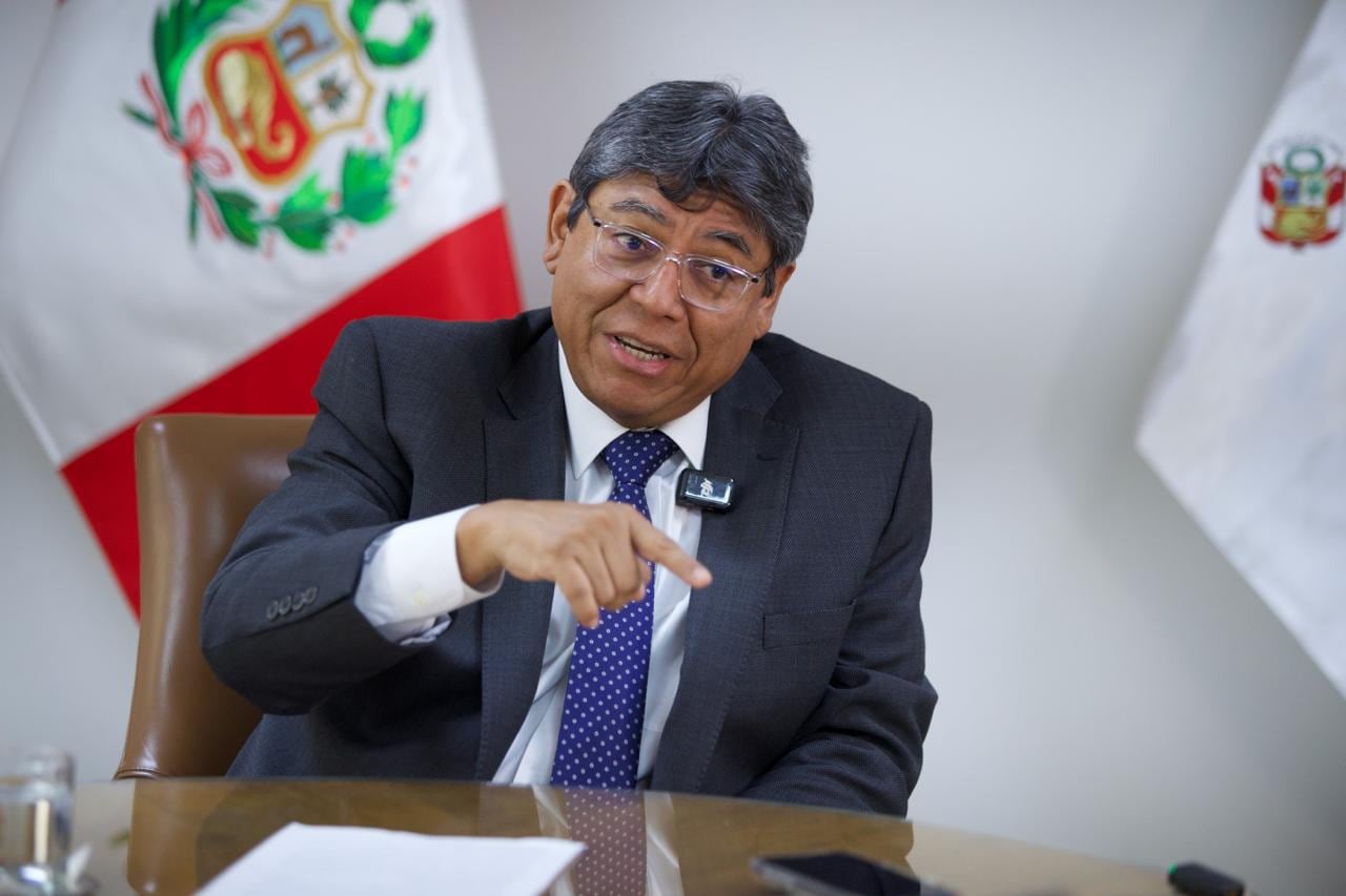 Ministro de Economía y Finanzas, Elmer Cuba. (@gec)
