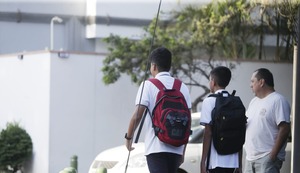 No a los celulares en los colegios