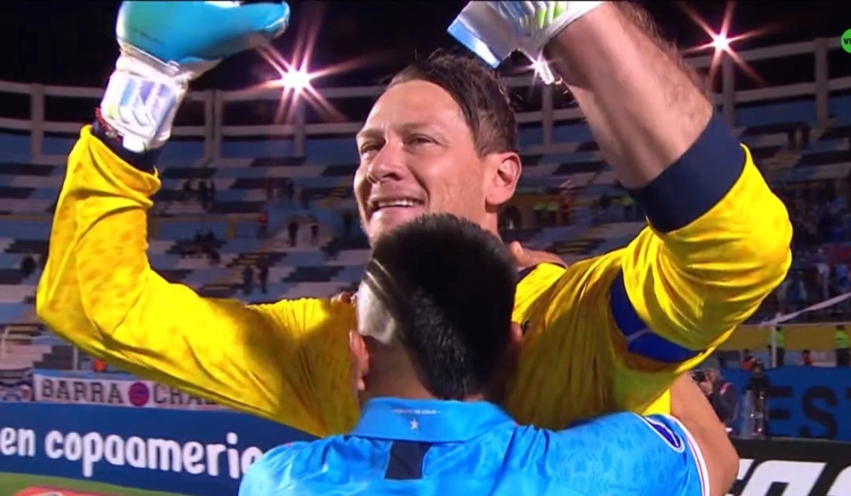 Diego Penny fue el héroe en la clasificación de Deportivo Garcilaso tras taparse dos penales. (Foto: DirecTV).