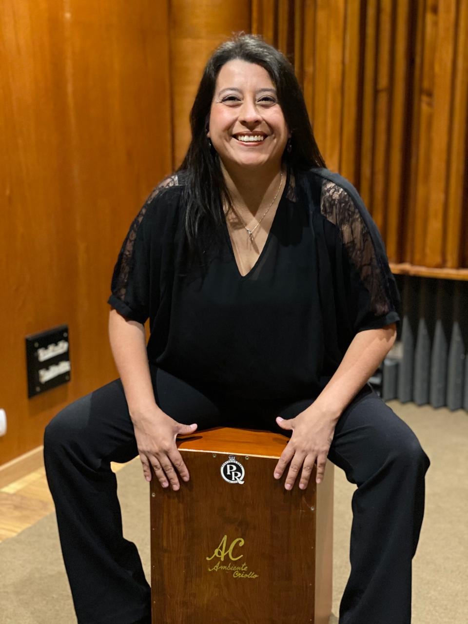 Ana Espinoza, la fundadora y directora musical. Foto: Archivo Ambiente Criollo.