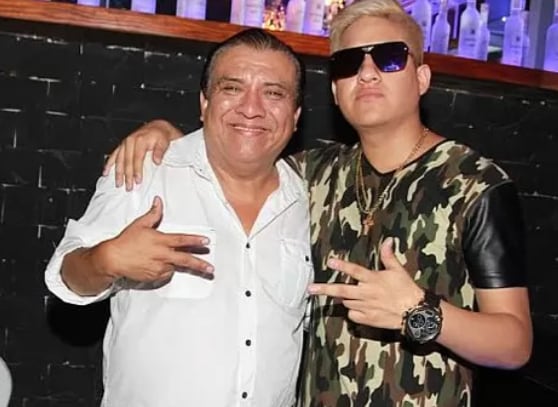 Manolo Rojas junto a su hijo Manuel.
