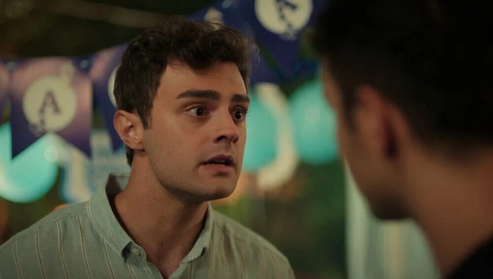 Yiğit Koçak como Ömer Eren en la telenovela "Hermanos" (Foto: NG Medya)