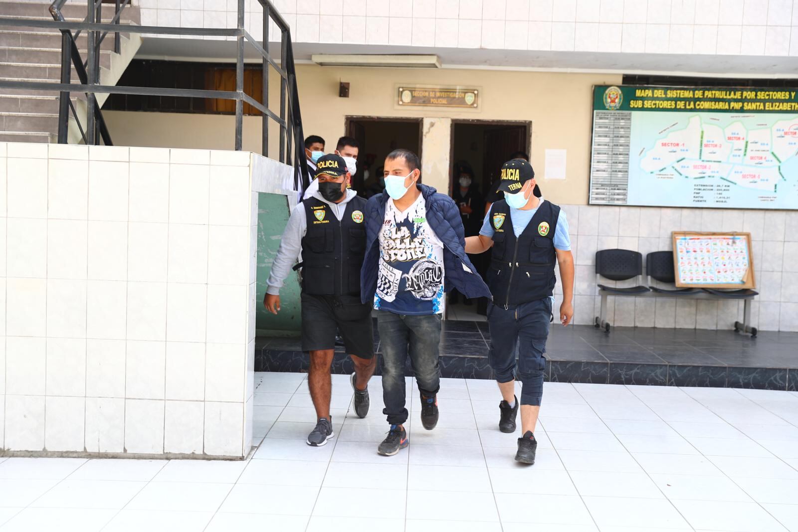 Presunto integrante de banda de 'raqueteros' fue intervenido por la Policía. | Foto: Hugo Curotto