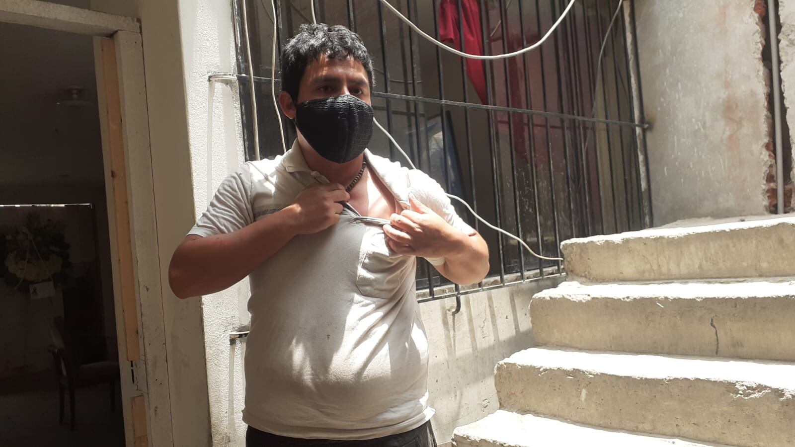 Marco Antonio Miranda Páucar (36) correteó a su hermano mayor Evert Arturo Miranda (38) y lo asesinó de varias cuchilladas, en Villa María del Triunfo.