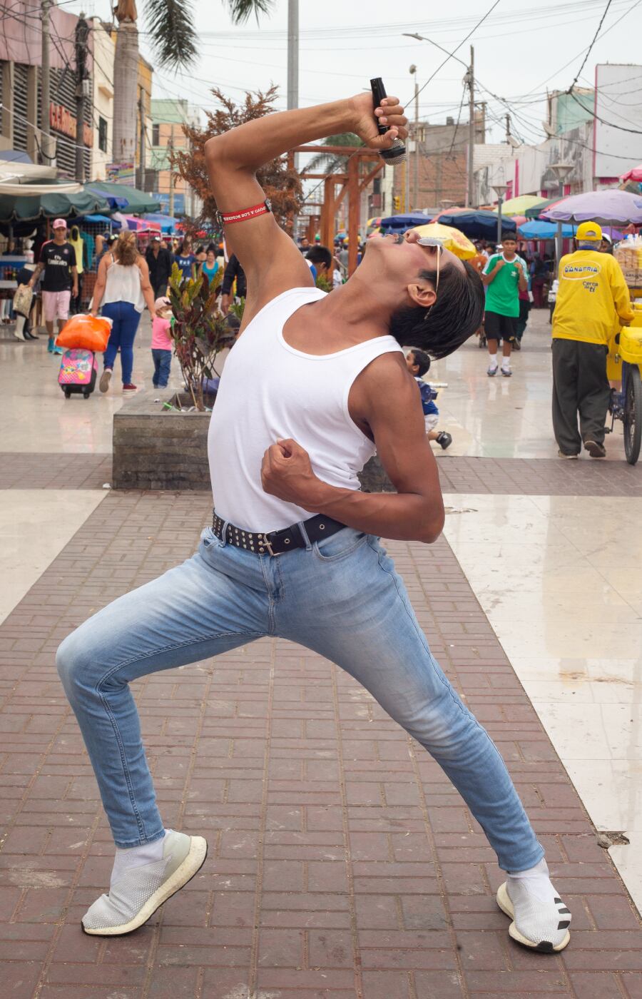 Lleva imitando al líder de Queen desde hace doce años. Foto: Violeta Ayasta.