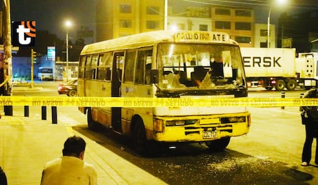 ¡Terror en SMP! Extorsionadores balean cúster y hieren en el rostro a pasajero