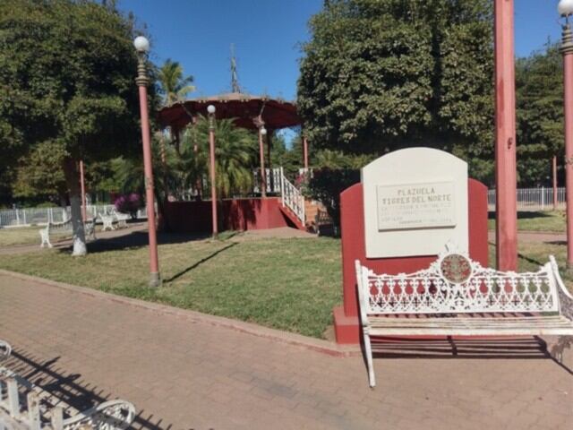 Así luce la plazuela de Rosa Morada, lugar donde nacieron los integrantes de Los Tigres del Norte. (Foto: VisitMocorito)