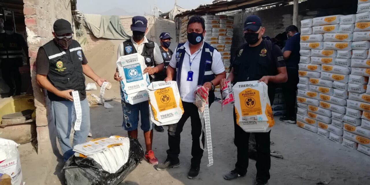 Cemento 'bamba' fue incautado por las autoridades municipales de Comas y la Policía. | Foto: Municipalidad de Comas