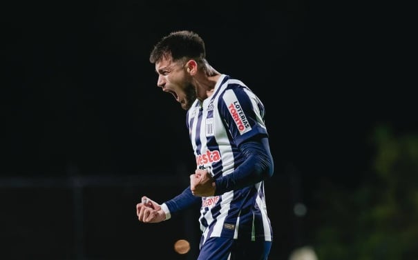 Alianza Lima venció 3-2 a Colo Colo, con un golazo de Alan Cantero. (@alianzalima)