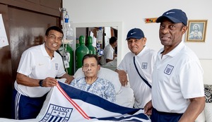 EL Búho recuerda a los grandes del fútbol peruano