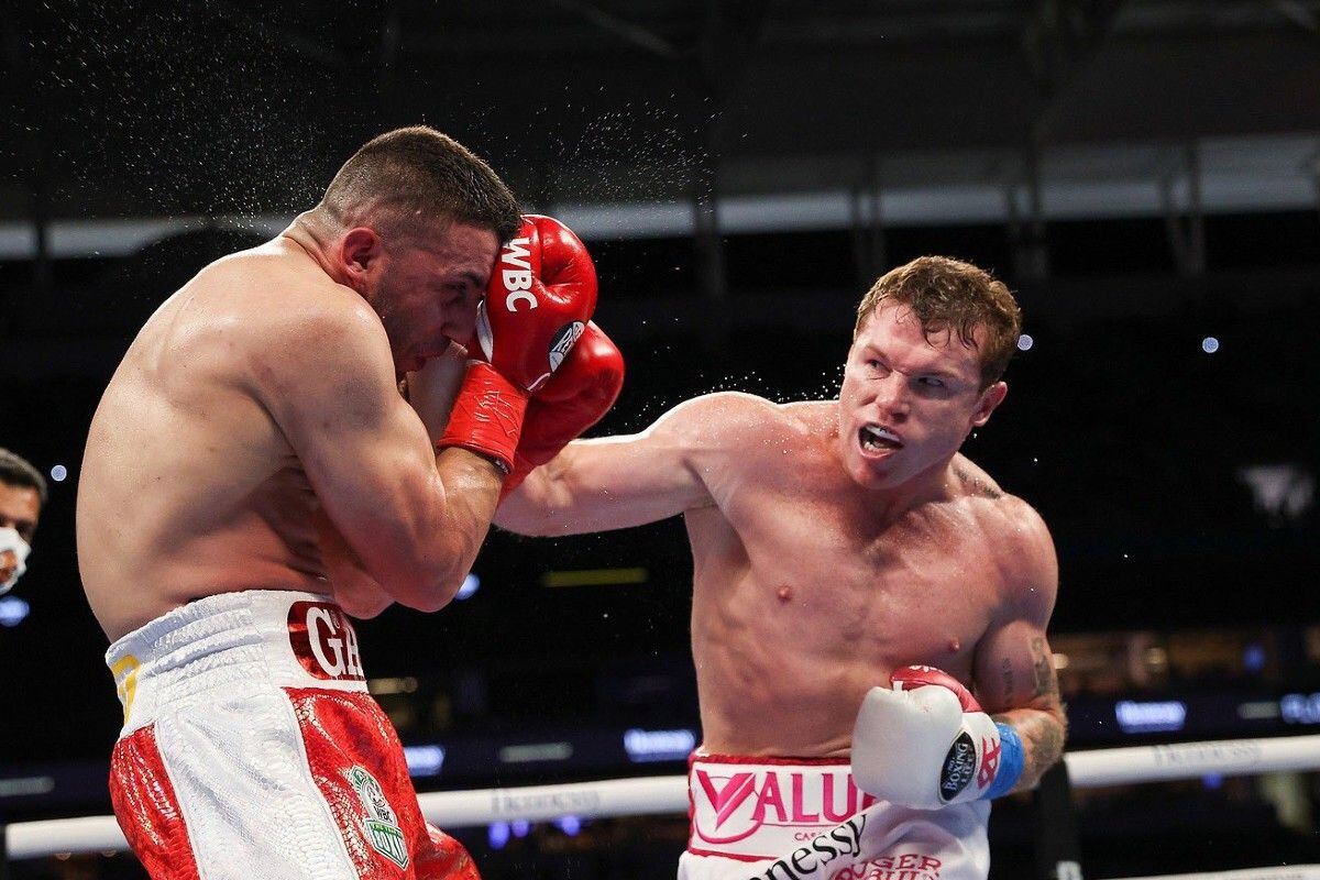 Canelo Álvarez no tuvo rival en el turco Avni Yildirim. (Matchroom boxing)