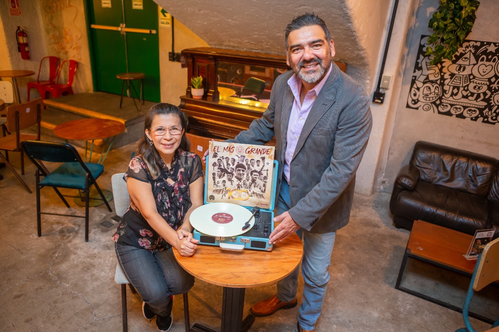 Aseguran que es el único disco vinilo en el mundo en homenaje a un club de fútbol (Foto: Allengino Quintana)
