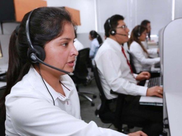 Muchos trabajos de atención al cliente continuarán funcionando el 1 de Mayo. (Foto: Andina)