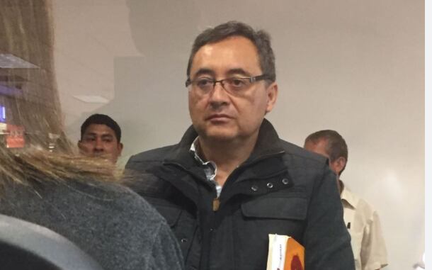 Jorge Cuba salió del Perú por la frontera con Ecuador