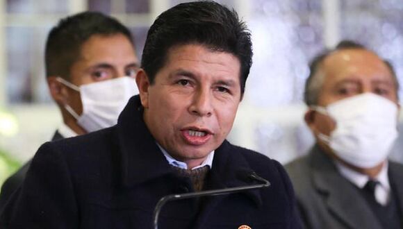 Pedro Castillo listo llegó a Tacabamba para votar