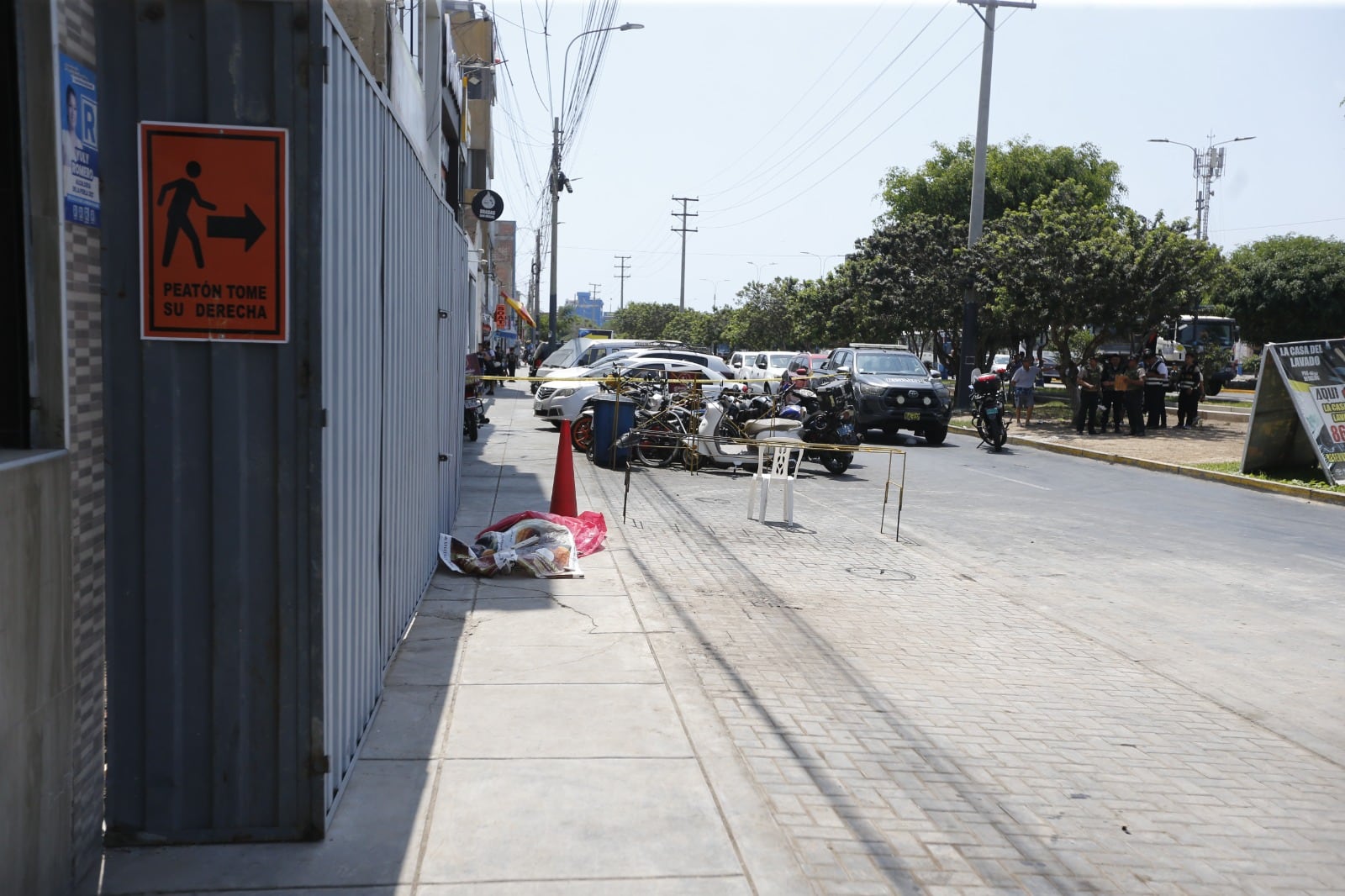 El hombre de unos 38 años fue asesinado en la vía pública en la auxiliar de la Av. La Marina en La Perla, Callao. (Foto: Joseph Ángeles / @photo.gec)