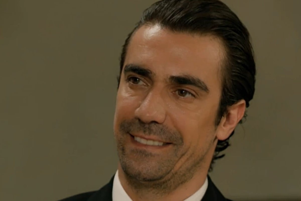 İbrahim Çelikkol en su papel de Hakan en "Tierra amarga" (Foto: Tim & B Productions)