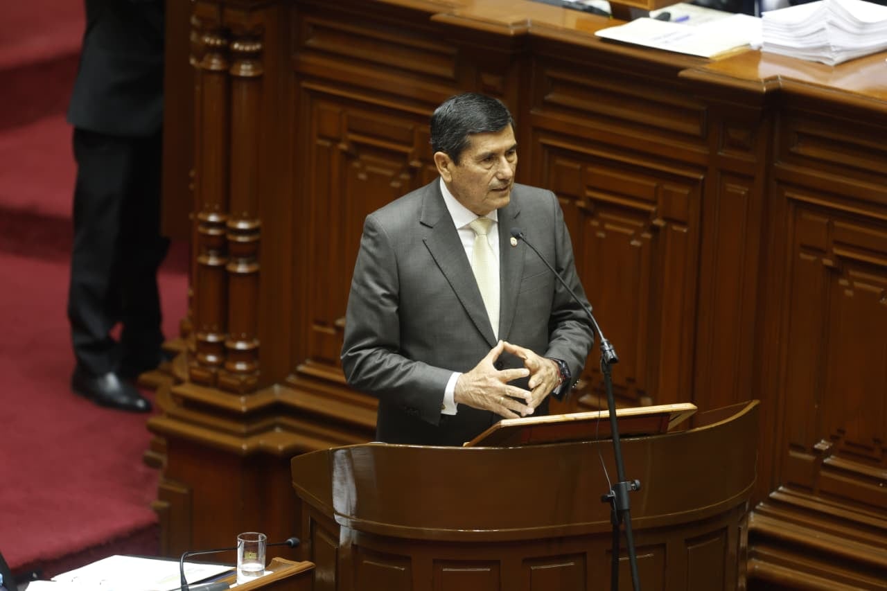 Luis Arroyo se presentó ante el Pleno del Congreso de la República. (Fotos: Mario Zapata N. / @photo.gec)
