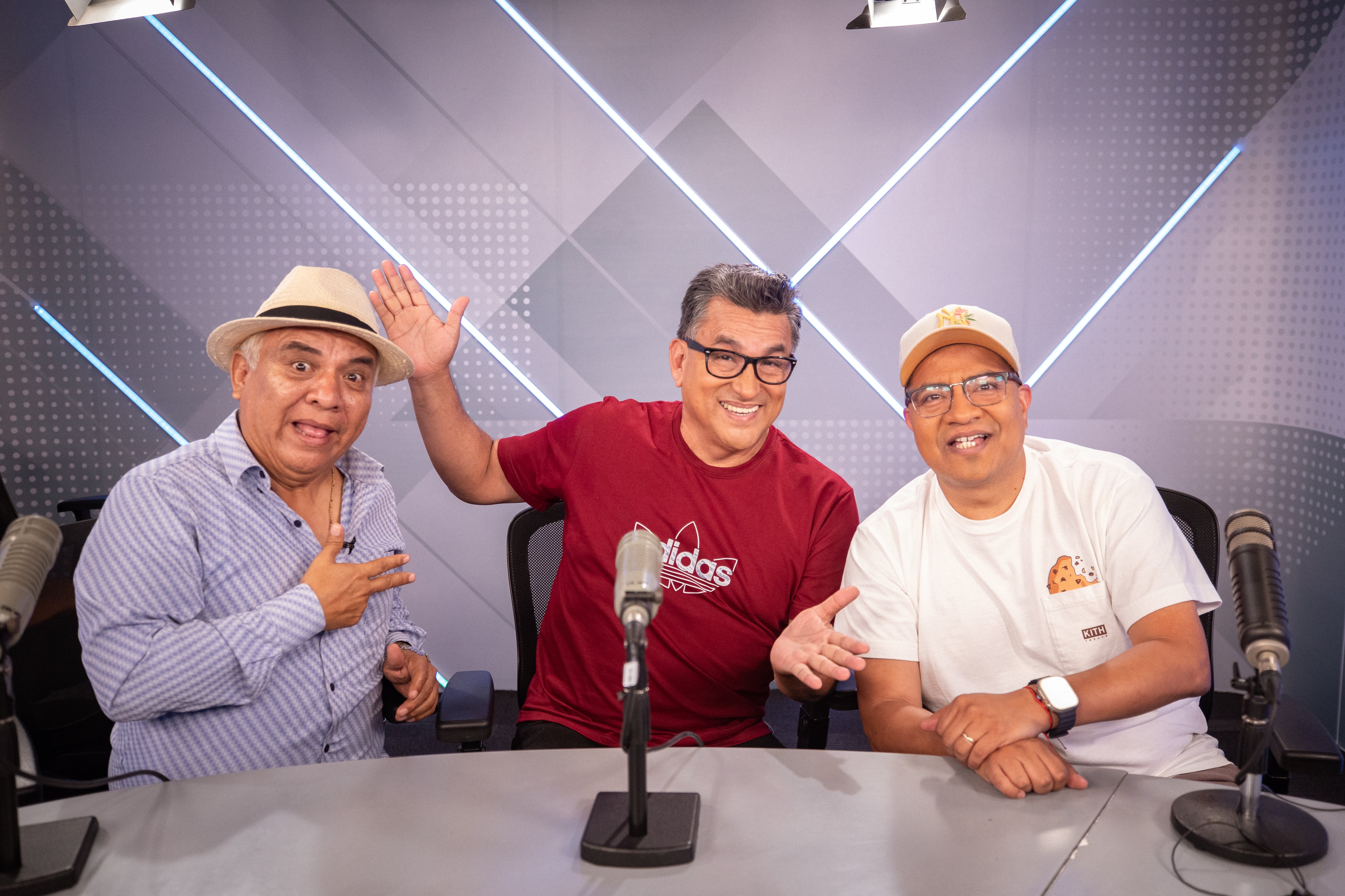 Manolo Rojas, Hernán Vidaurre y Daniel Marquina, integrantes de "Los chistosos". (Foto: Antonio Melgarejo)