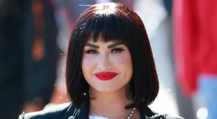 Así lució la cantante durante la entrevista con Jimmy (Foto: Backgrid/The Grosby Group)