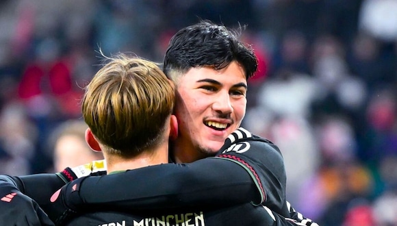 Gol de Felipe Chávez, Bayern 3-0 Salzburgo.