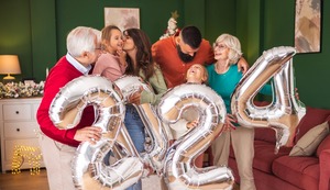 ¿Por qué es clave celebrar la llegada del nuevo año en los adultos mayores?, ¿cuáles son los beneficios de socializar en la tercera edad?