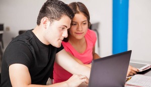 Ofrecen cursos gratuitos en plataforma: jóvenes podrán aprender de tecnologías de la información e innovación