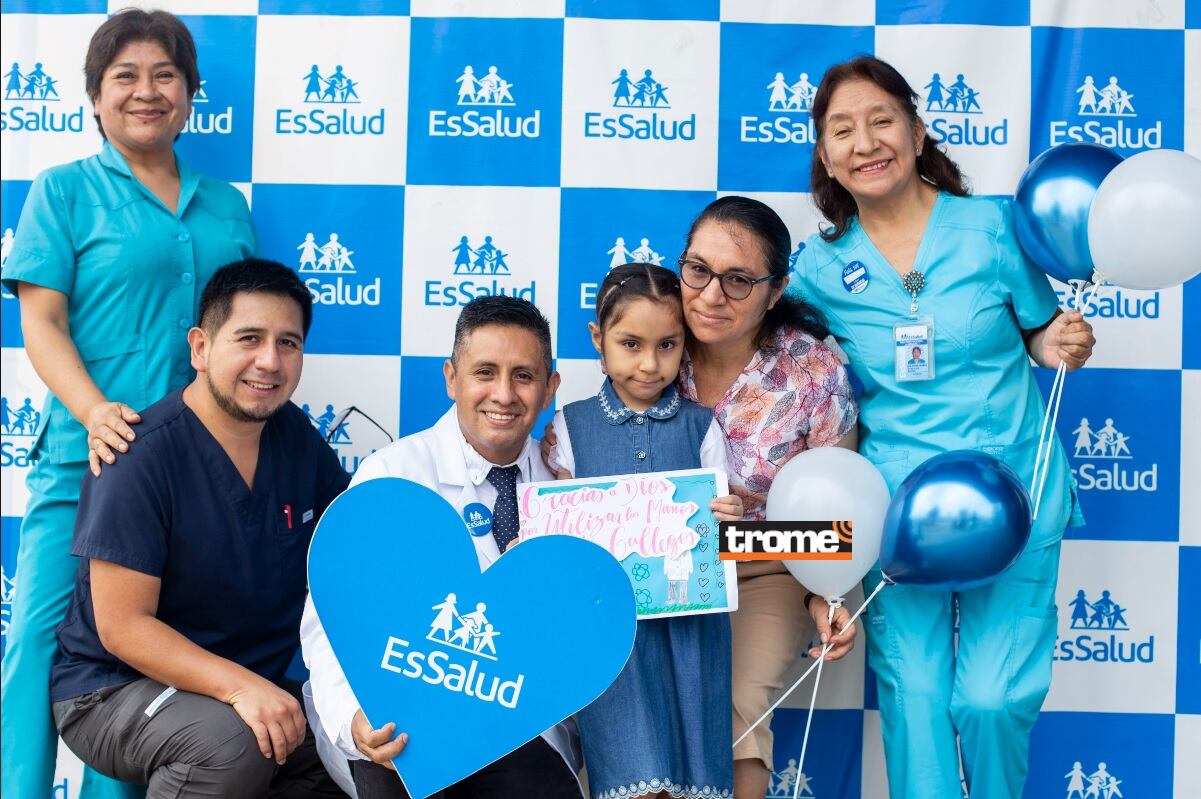 Con exitosa cirugía realizada por médicos especialistas del hospital Almenara, niña de ocho años ya no vive sometida a sondas y puede comer con normalidad. (Isabel Medina / EsSalud / Compos. Trome).