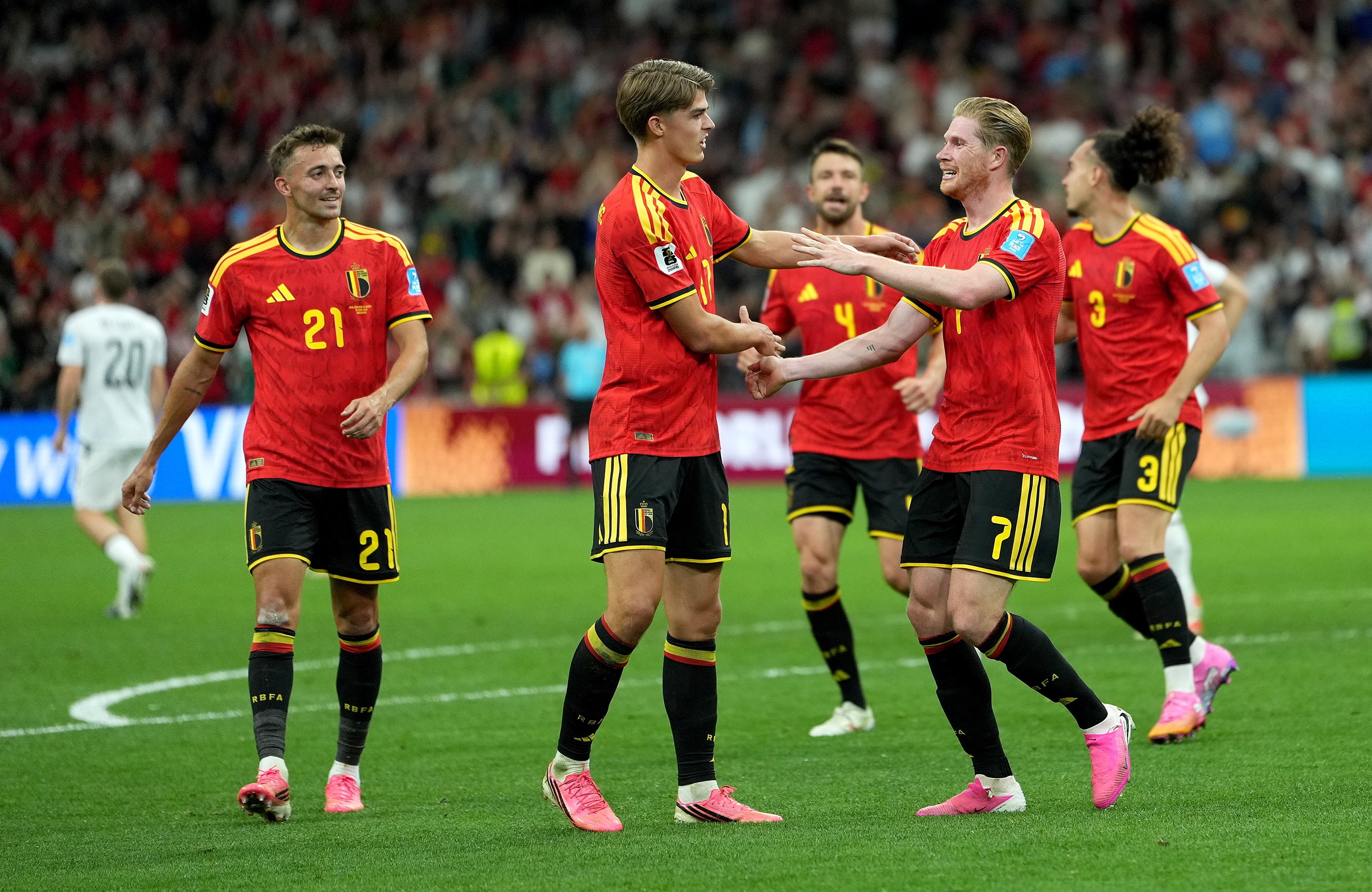 Bélgica celebra ya está en los 16avos del Mundial 2026. (EFE/EPA/BOB FRID)