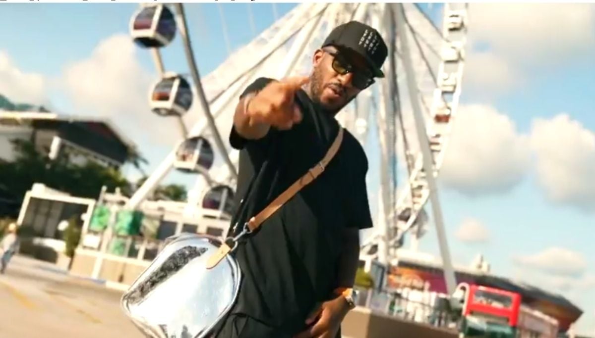 La 'Foquita' pasea con lujoso bolso por South Beach (@Jefferson_farfan_oficial)