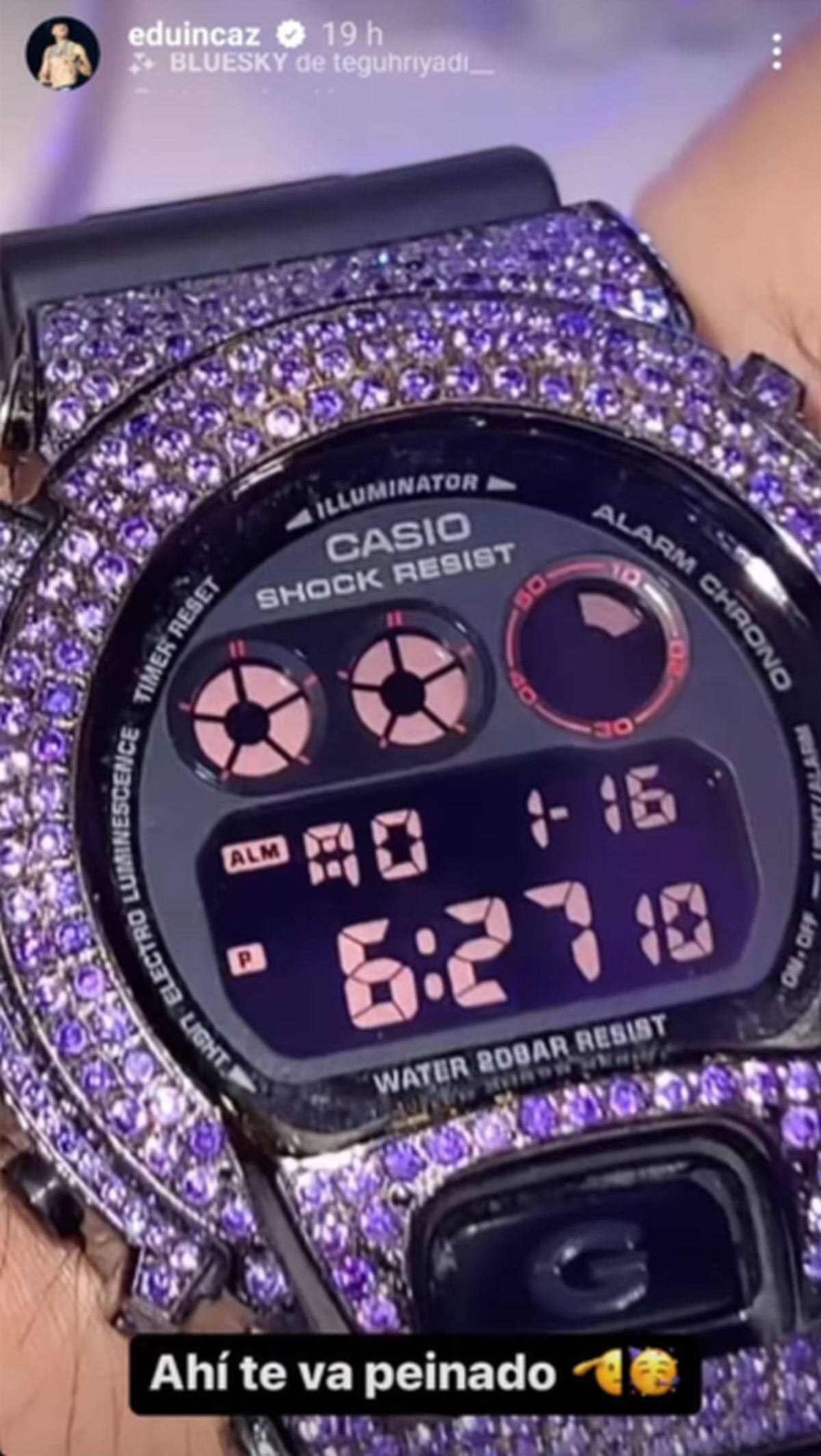 La "storie" de Caz con su reloj Casio con incrustaciones de piedras preciosas (Foto: Eduin Caz / Instagram)