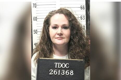 Mujer sobrevive a dos inyecciones letales durante su ejecución en Tennessee: terminó hospitalizada