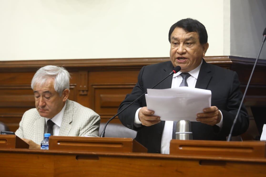 José Luna Gálvez pide un trabajo conjunto al Poder Ejecutivo.