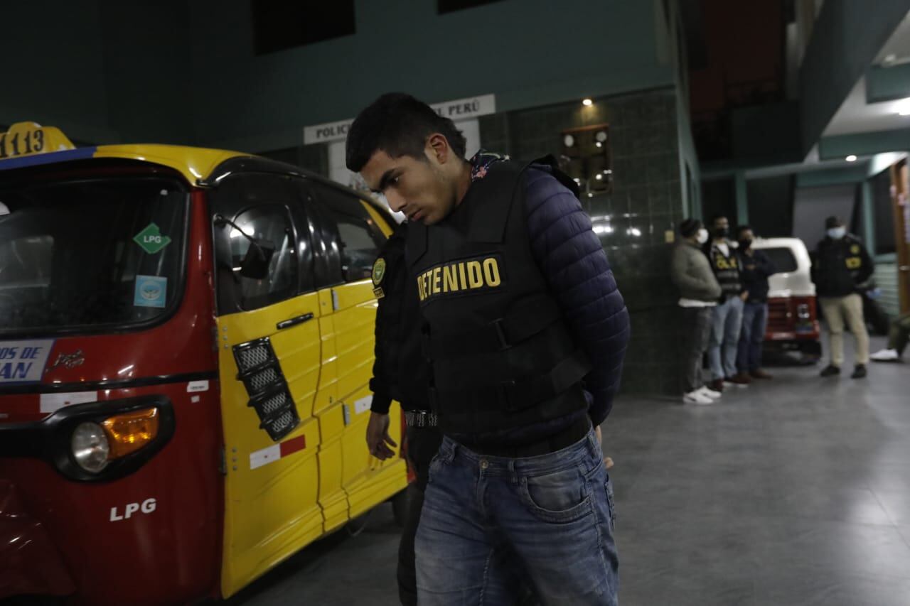 Presuntos integrantes de la banda 'los pasantes del sur', fueron atrapados. (fotos: Anthony Ramírez Niño de Guzmán/GEC)