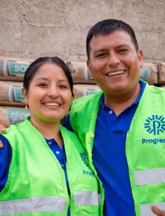 Ferreteros Karin y Elvis