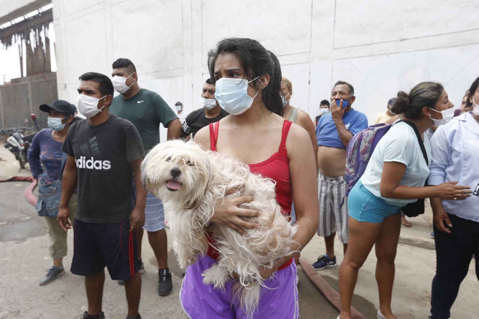 Incendio arrasó con ocho casas, en el Callao. | Foto: Violeta Ayasta