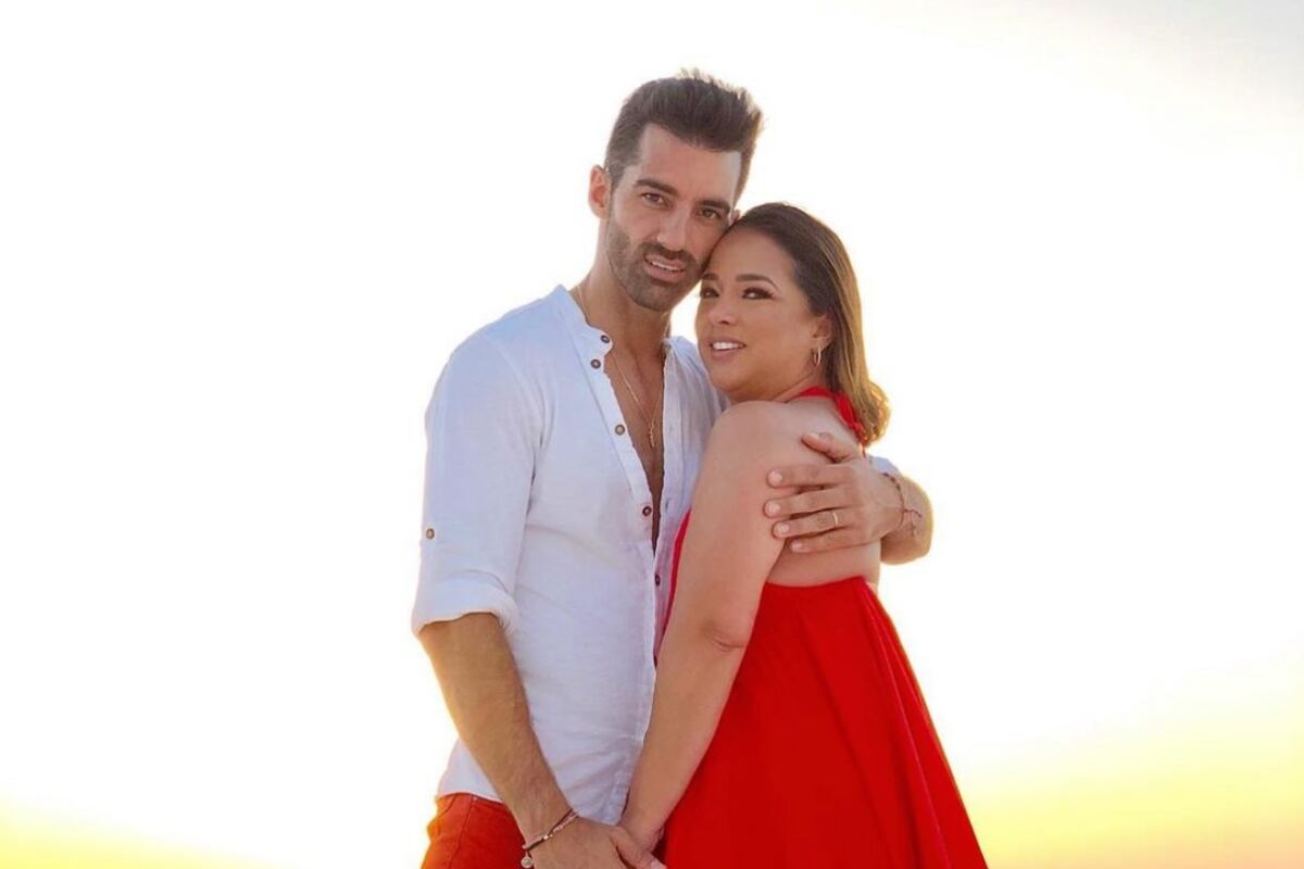 Toni Costa y Adamari López fueron pareja durante diez años. (Foto: Adamari López / Facebook)