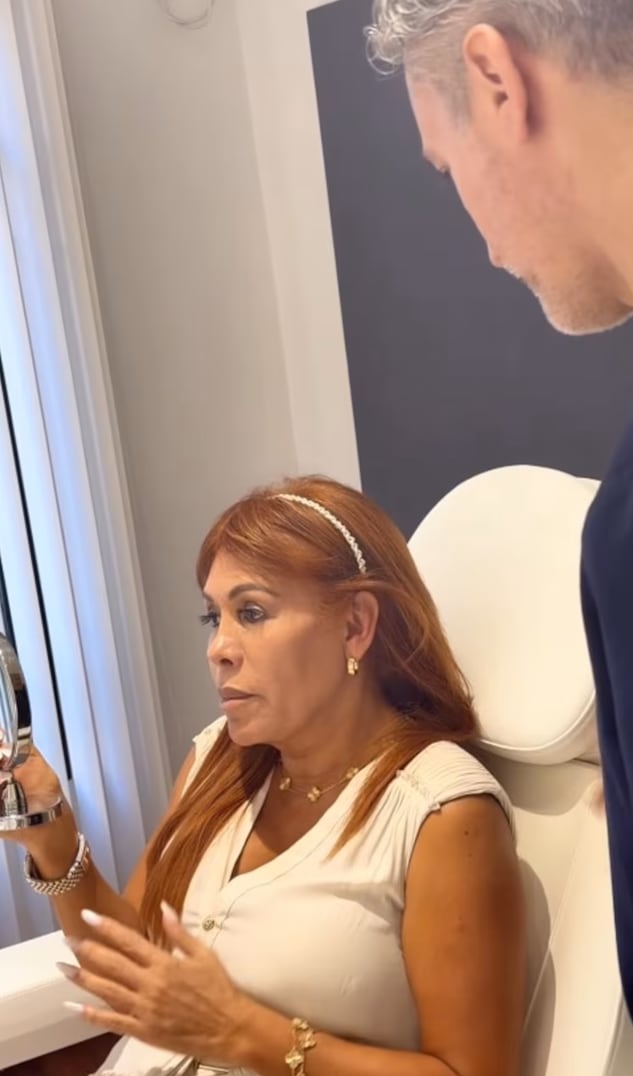 Conductora muestra sus avances con el doctor que la operará. (Instagram)