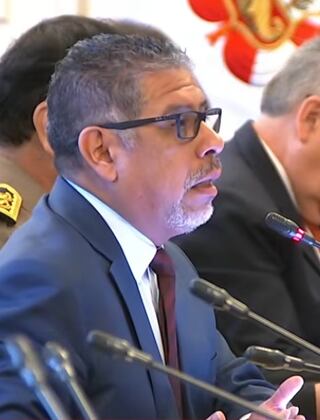 Diputado de Juntos por el Perú se queda dormido durante sesión de la Comisión de Justicia y Derechos Humanos | VIDEO