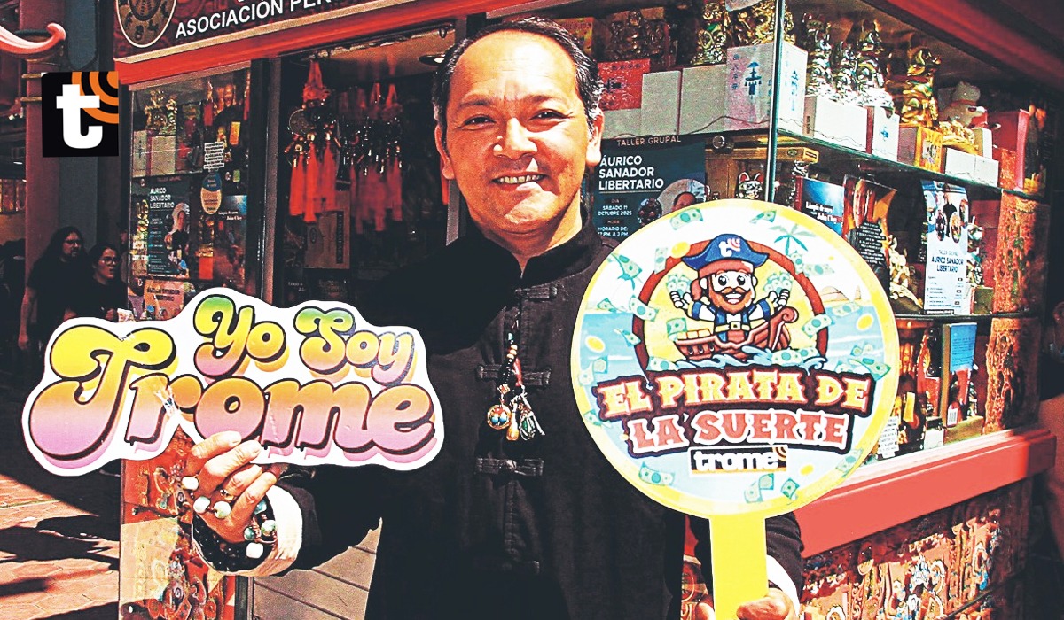 El guía espiritual hizo la ceremonia en el Barrio Chino, en el Mercado Central, en la que invocaba prosperidad y abundancia para los participantes de la ‘promo’. Foto: Alan Ramírez